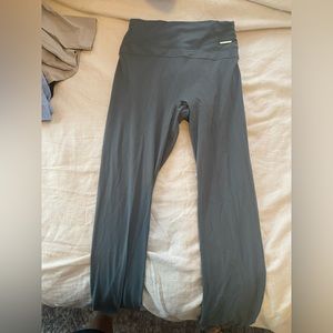 Gurney Simmons x Gymshark leggings